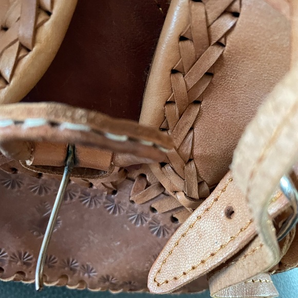 Handcrafted Leather Backpack - Picture 6 of 7